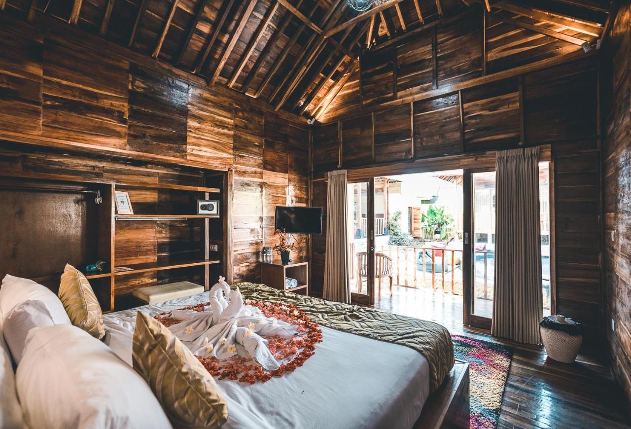 Ocho Bali Surf Camp Διαμέρισμα Uluwatu Εξωτερικό φωτογραφία